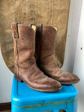 Load image into Gallery viewer, Justin Cowboy Boots - Brown - Size 7.5 M - 9 W
