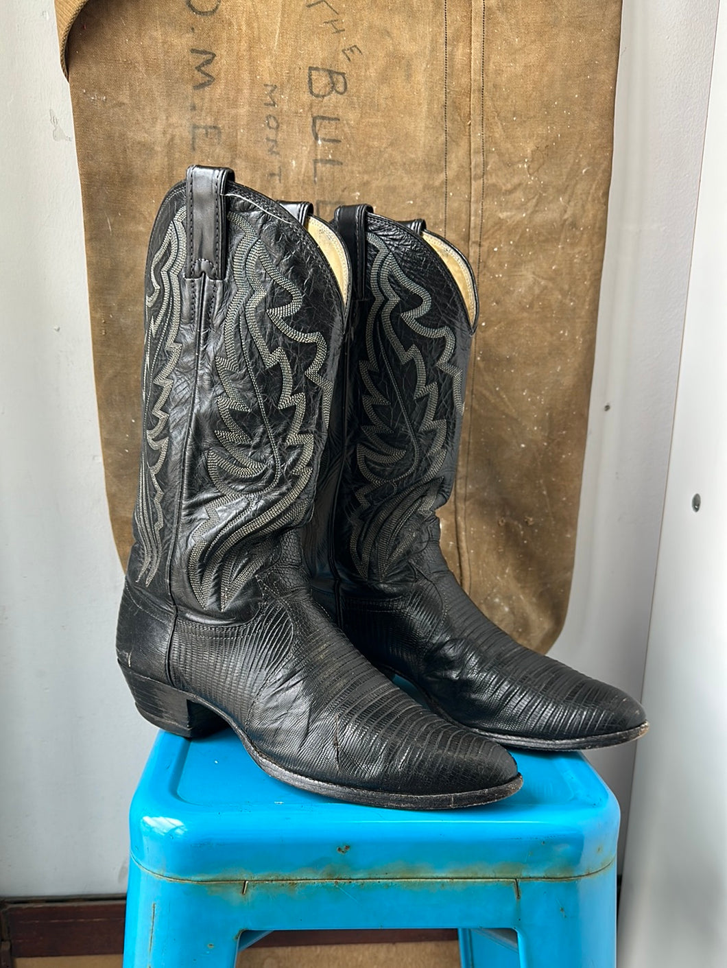 Justin Cowboy Boots - Tall Black - Size 12 M