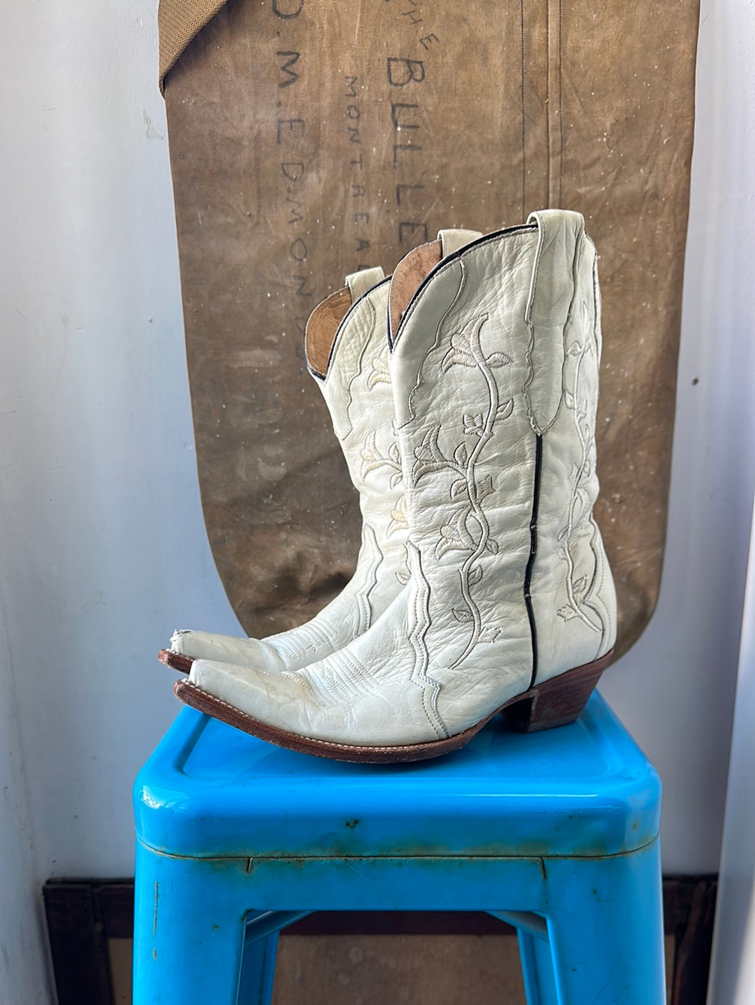 Rio Grande Cowboy Boots - White - Size 7 M 8.5 W