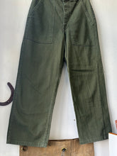 Load image into Gallery viewer, 1960s/70s OG-107 Cotton Sateen Trouser - 27x26
