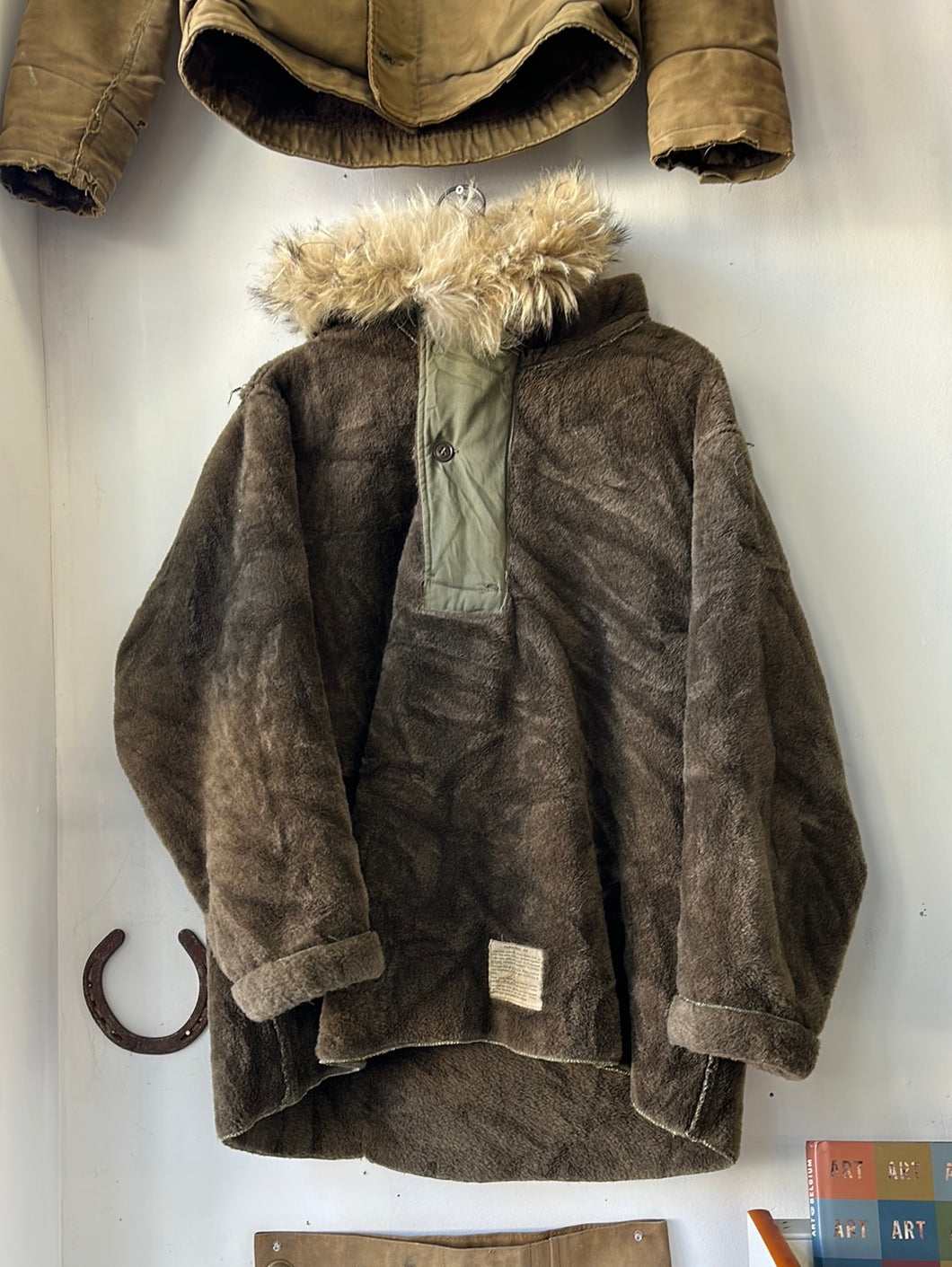 1940s M1943 Pile Liner w/ Coyote Fur Collar