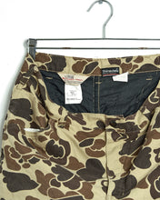 Load image into Gallery viewer, 1980s Insulated Walls Duck Camo Trousers Size 33
