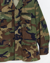 Load image into Gallery viewer, 1995 US Marines Woodland Coat
