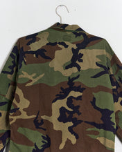 Load image into Gallery viewer, 1995 US Marines Woodland Coat
