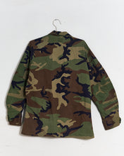 Load image into Gallery viewer, 1995 US Marines Woodland Coat
