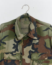 Load image into Gallery viewer, 1980s USMC Woodland Combat Coat

