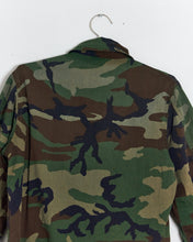 Load image into Gallery viewer, 1980s USMC Woodland Combat Coat
