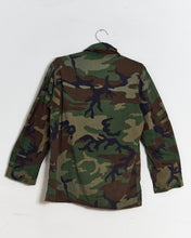 Load image into Gallery viewer, 1980s USMC Woodland Combat Coat
