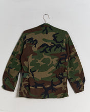 Load image into Gallery viewer, 1980s US Army Woodland Combat Coat
