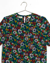 Load image into Gallery viewer, 1980s Floral Top &amp; Shorts Set
