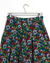 Load image into Gallery viewer, 1980s Floral Top &amp; Shorts Set
