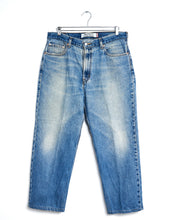 Load image into Gallery viewer, Levi&#39;s 507 - 36x29
