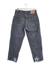Load image into Gallery viewer, Levi&#39;s 560 - 32x28 - Grey
