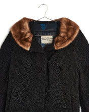 Load image into Gallery viewer, 1960s Fur Trim Persian Wool Coat
