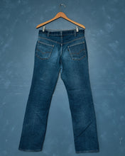 Load image into Gallery viewer, 1970s Levi’s Action Denim - 35x31
