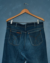 Load image into Gallery viewer, 1970s Levi’s Action Denim - 34x32

