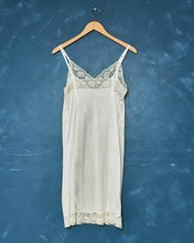 Load image into Gallery viewer, 1990s FM Lingerie Lace Slip

