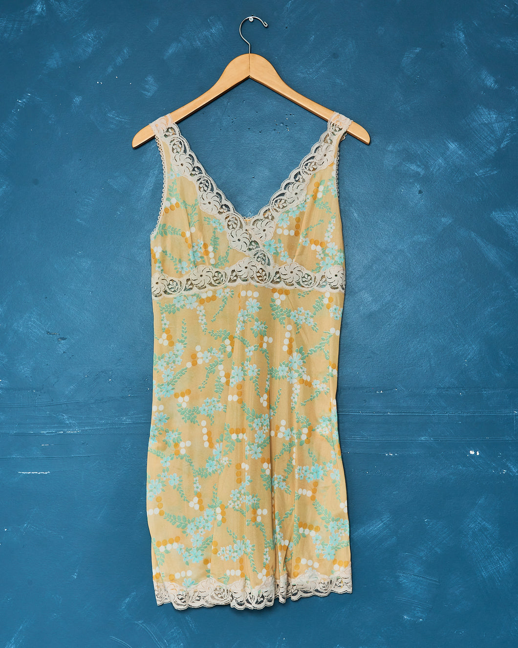 1970s Floral Lace Nightgown