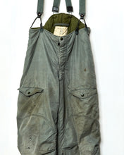 Load image into Gallery viewer, 1960s/70s F1B Flight Trousers Aircrew - Size 36
