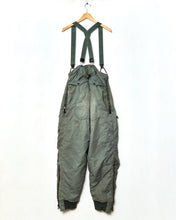 Load image into Gallery viewer, 1960s/70s F1B Flight Trousers Aircrew - Size 36
