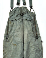 Load image into Gallery viewer, 1960s/70s F1B Flight Trousers Aircrew - Size 36

