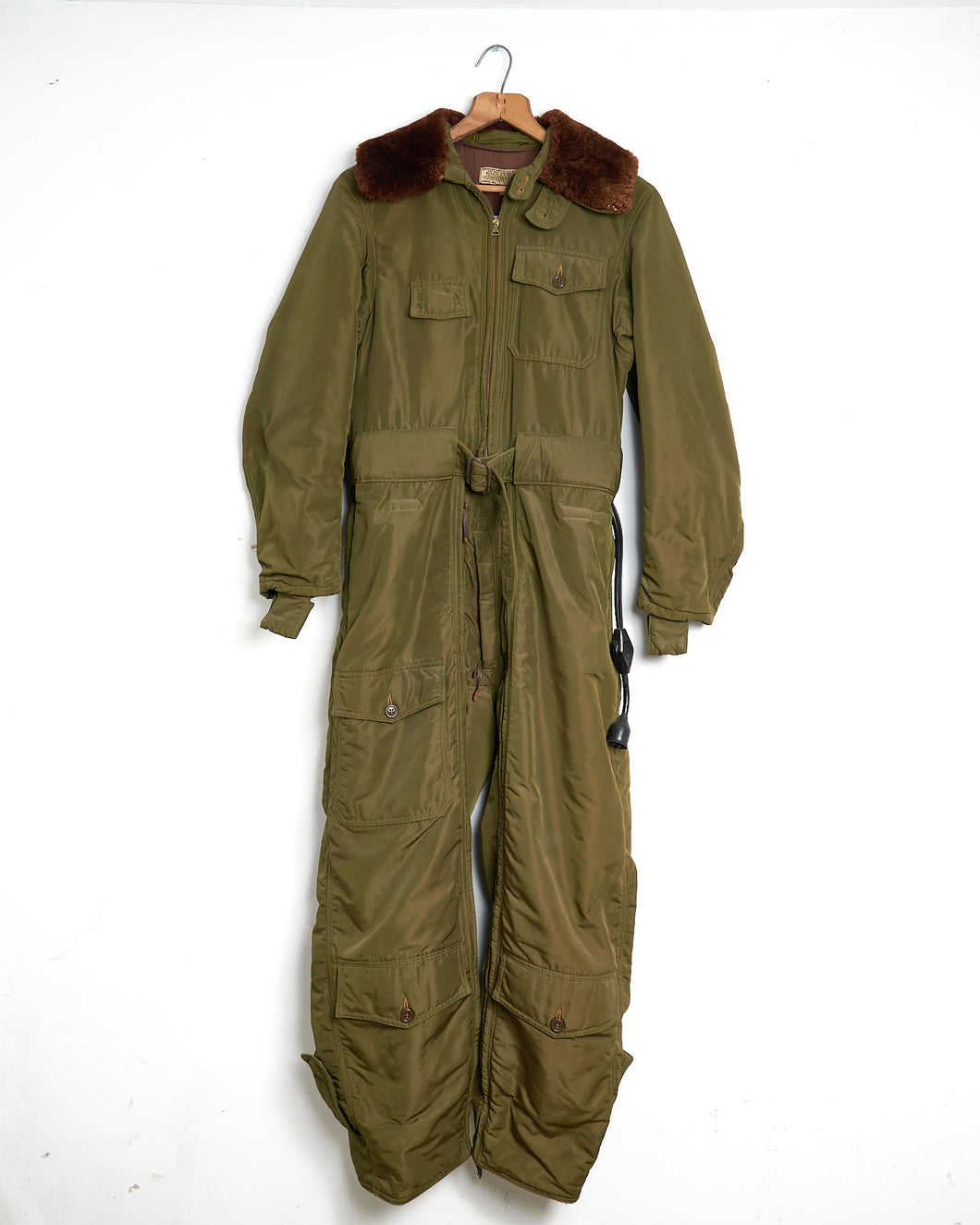 1940s WWII U.S.Navy Colvinex Electrical Heated Flight Suit