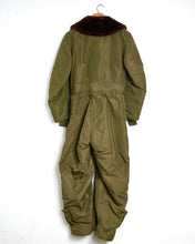 Load image into Gallery viewer, 1940s WWII U.S.Navy Colvinex Electrical Heated Flight Suit
