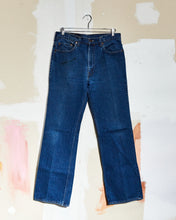 Load image into Gallery viewer, 1980s Levi&#39;s 517 33x32
