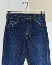 Load image into Gallery viewer, 1970s Lee Jeans 27x32
