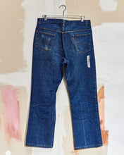 Load image into Gallery viewer, 1990s Levi&#39;s Orange Tab 36x30
