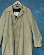 Load image into Gallery viewer, 1980s London Fog Trench Coat w/ Liner
