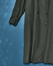 Load image into Gallery viewer, 1990s London Fog Trench Coat w/ Liner
