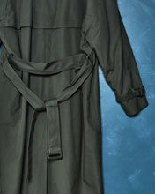 Load image into Gallery viewer, 1990s London Fog Trench Coat w/ Liner
