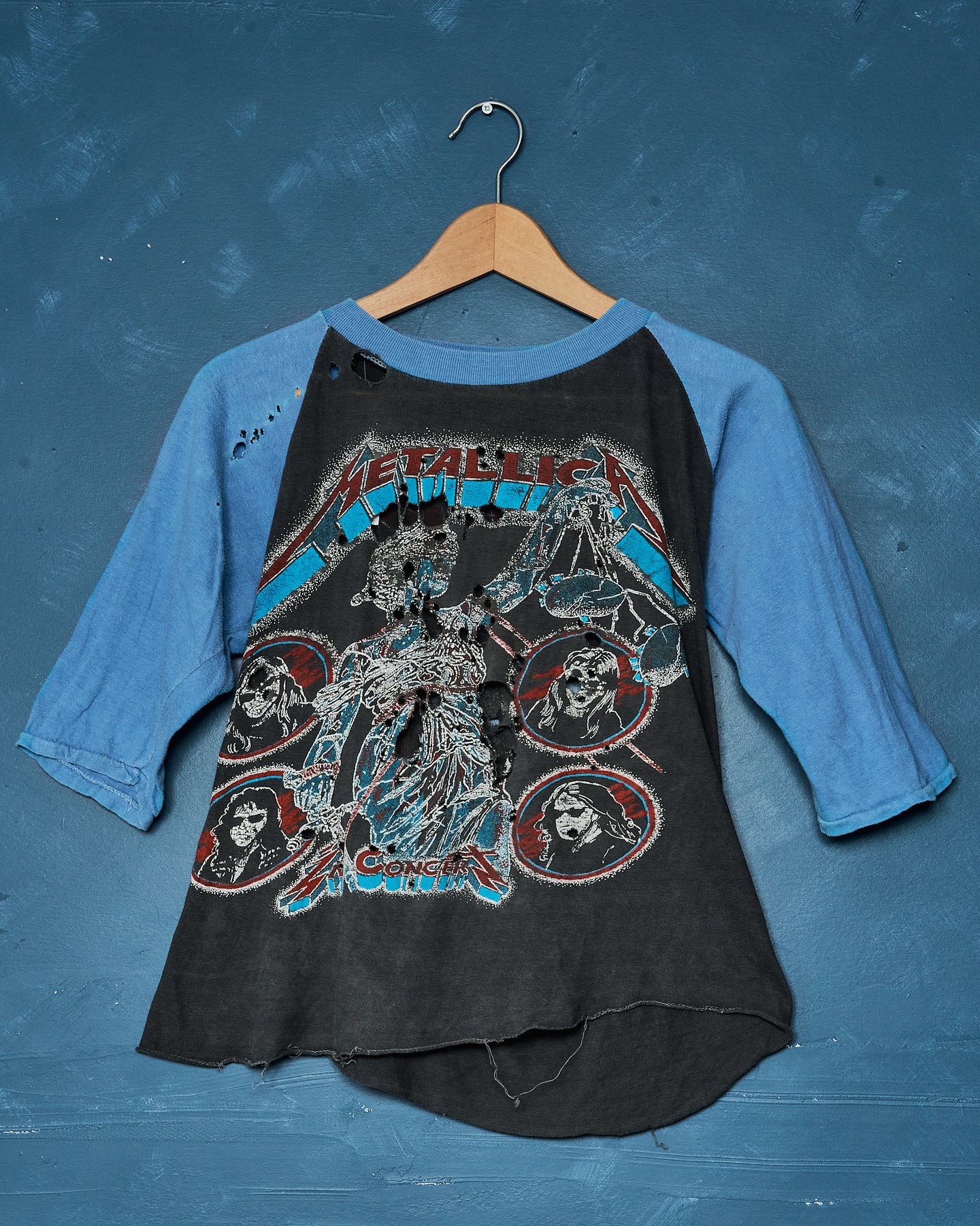 1980’s Shredded Metallica Raglan