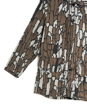 Load image into Gallery viewer, 1970s/80s Winchester Trebark Camo Shirt
