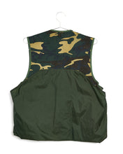Load image into Gallery viewer, Duck Bay Woodland Camo Vest
