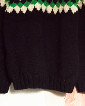 Load image into Gallery viewer, 1960s/70s Black &amp; Green Curling Sweater
