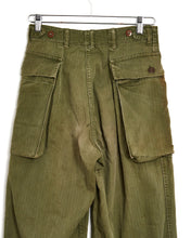 Load image into Gallery viewer, 1940s US Army WWII 2nd Pattern HBT Trousers - 28x30
