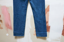 Load image into Gallery viewer, Wrangler Denim 32x35
