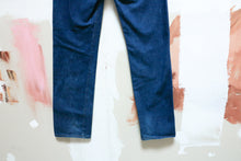 Load image into Gallery viewer, Wrangler Denim 33x36
