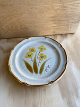 Load image into Gallery viewer, 1960s Hearthside Stoneware Plate
