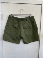 Load image into Gallery viewer, *1970s/80s OG-507 Cotton/Poly Shorts
