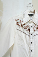 Load image into Gallery viewer, 1970&#39;s Embroidered Western
