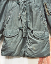 Load image into Gallery viewer, 1974 USAF N-3B Cold Weather Parka
