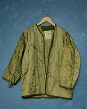 Load image into Gallery viewer, 1978 M-65 Liner - Medium
