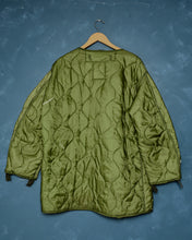 Load image into Gallery viewer, 1983 M-65 Parka Liner - Small
