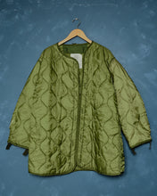 Load image into Gallery viewer, 1983 M-65 Parka Liner - Small
