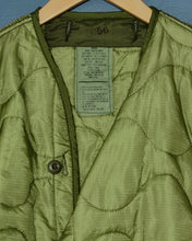 Load image into Gallery viewer, 1987 M-65 Liner - Medium
