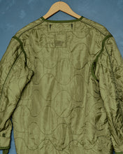 Load image into Gallery viewer, 1970 M-65 Liner - Small
