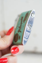Load image into Gallery viewer, 1950s Hadson Player&#39;s Promotional Lighter
